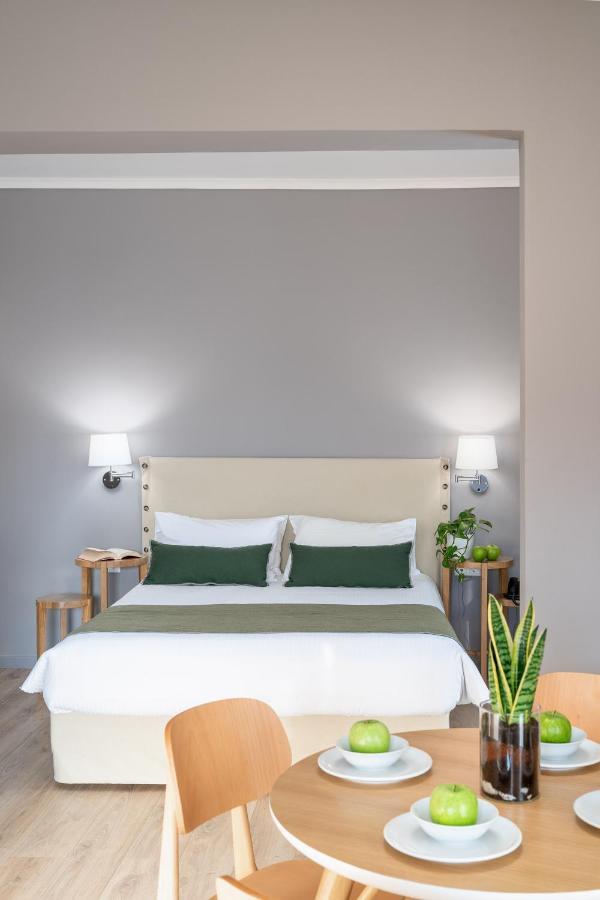 Chroma Fashion Rooms & Apartments Athens Ngoại thất bức ảnh